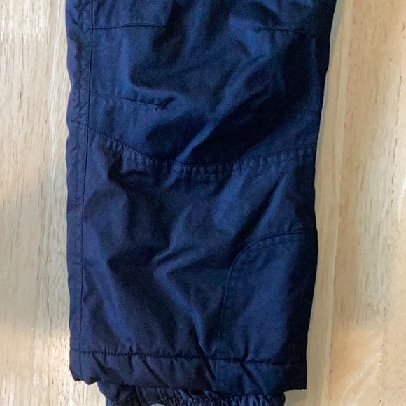 Weatherproof black snow pants, Size XS 5/6, good condition.❄️🎿❄️⛷️❄️🏂 - Picture 5 of 9